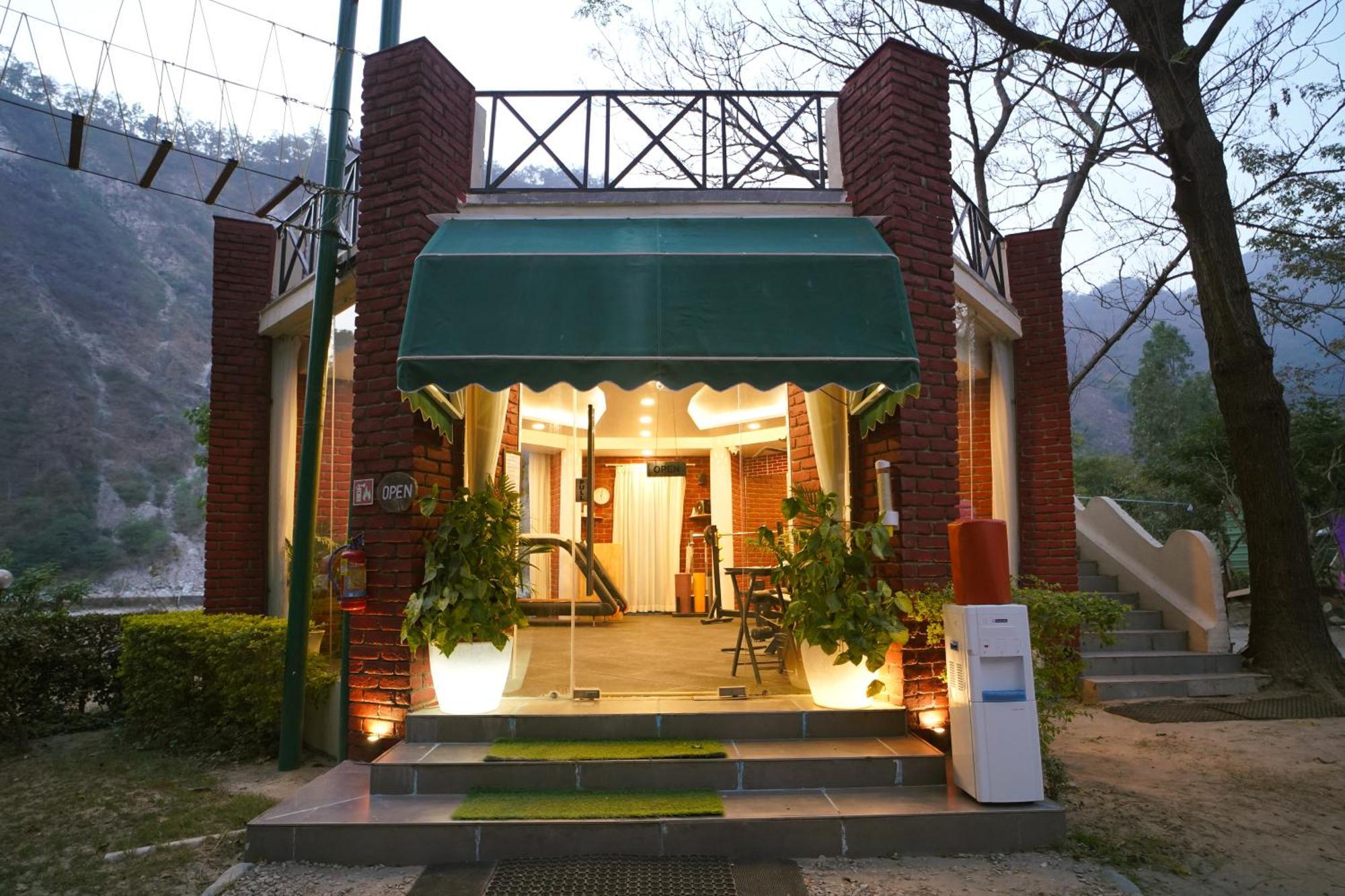 The Solluna Resort Marchula Exterior photo